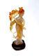 Ancienne Sculpture Chinoise En Cornalie D'un Courtisan Tenant Des Fleurs