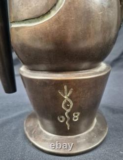 Ancienne sculpture contemporaine en Bronze Le prix VSCD MIME Signée