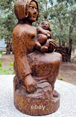 Ancienne sculpture en bois bretonne a l'enfant 19 ème signature à identifier