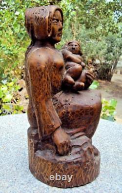 Ancienne sculpture en bois bretonne a l'enfant 19 ème signature à identifier