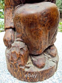 Ancienne sculpture en bois bretonne a l'enfant 19 ème signature à identifier