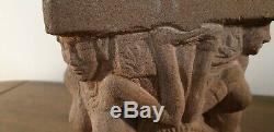 Ancienne sculpture en pierre grés relief de Mathurâ inde femmes lions statue