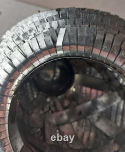 Ancienne sculpture, oiseau en métal, Alexander Blazquez, Mexique