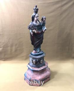 Ancienne sculpture / statue Vierge à l'enfant en bois polychrome 47,5 cm socle