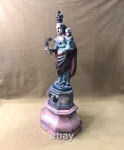Ancienne sculpture / statue Vierge à l'enfant en bois polychrome 47,5 cm socle