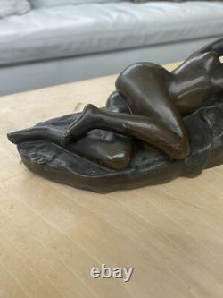 Ancienne sculpture statue en bronze signé Pradier femme nue