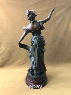 Ancienne sculpture / statue en régule patiné bronze LA GLOIRE par GEO MAXIM 54cm