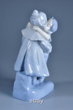 Ancienne sculpture statue porcelaine Ferdinand Doblinger 1920 Austria porcelain