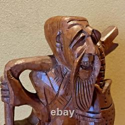 Ancienne statue artisanale pêcheur thaïlandais sculpture sur bois bonne