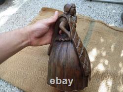 Ancienne statue bois sculpté femme fille bois massif sculpture bois