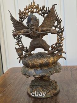Ancienne statue de Garuda Bronze doré et polychrome Tibet ou Népal XIXe 26cm