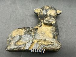 Ancienne statue de taureau en pierre proche-orient sculpture de taureau Ancienne statue de taureau en pierre proche-orient sculpture de taureau