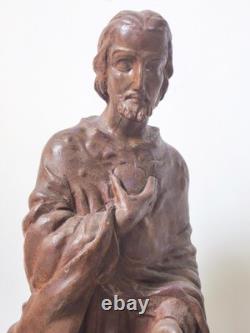 Ancienne statue du Sacré-Cour de Jésus sculpture figurative religieuse cath