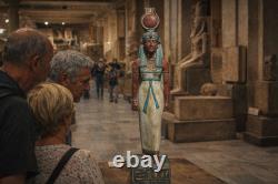 Ancienne statue égyptienne Isis Hathor déesse de l'amour et sculpture pharaon