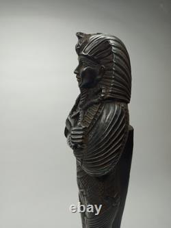 Ancienne statue égyptienne grande sculpture sarcophage de Toutankhamon art ph