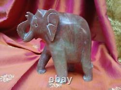 Ancienne statue éléphant en marbre rouge vert sculpture Inde Asie fait main A