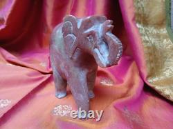Ancienne statue éléphant en marbre rouge vert sculpture Inde Asie fait main V