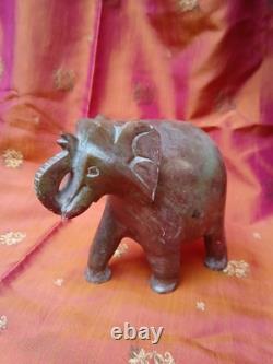 Ancienne statue éléphant en marbre rouge vert sculpture Inde Asie fait main V