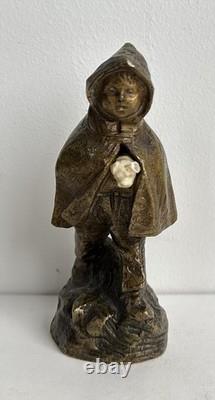 Ancienne statue en bronze chryséléphantin enfant cape chien signé Foucher XIXème