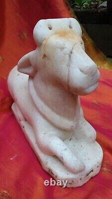Ancienne statue en marbre Nandi sculpture du temple de Shiva fait main Inde t