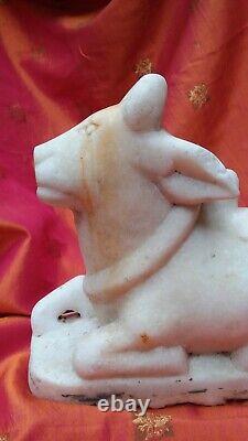 Ancienne statue en marbre Nandi sculpture du temple de Shiva fait main Inde t