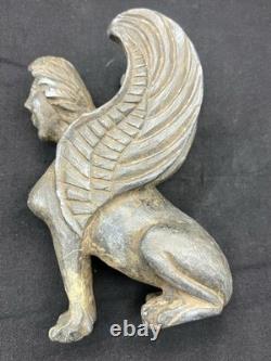 Ancienne statue en pierre mythique civilisation sphinx lion ailé sculpture Mo