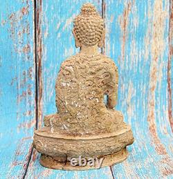 Ancienne statue/figurine/sculpture assise Lord Buddha fabriquée en résine