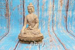 Ancienne statue/figurine/sculpture du Seigneur Bouddha assis en résine et pou
