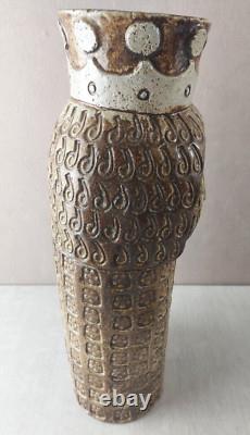 Ancienne statue, homme couronné / prêtre, en poterie, à identifier