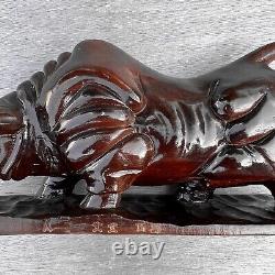 Ancienne statue japonaise de taureau de combat en bois sculpté à la main, let