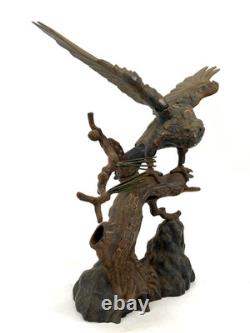 Ancienne statue japonaise en fonte aigle faucon sculpture oiseau proie