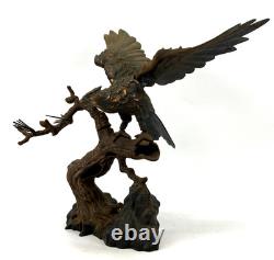 Ancienne statue japonaise en fonte aigle faucon sculpture oiseau proie