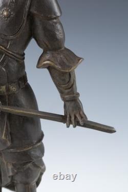 Ancienne statue japonaise sculpture en bronze guerrier bouddhiste Basara Taisho
