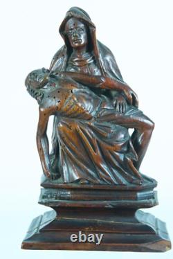 Ancienne statue religieuse Piéta Gothique Vierge de pitié bois sculpté Nord 16e
