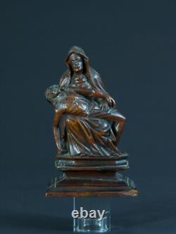 Ancienne statue religieuse Piéta Gothique Vierge de pitié bois sculpté Nord 16e