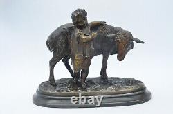 Ancienne statue sculpture L'enfant et la brebis en régule non signée 19° vintage