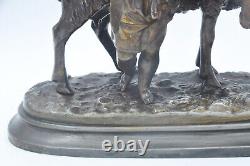Ancienne statue sculpture L'enfant et la brebis en régule non signée 19° vintage