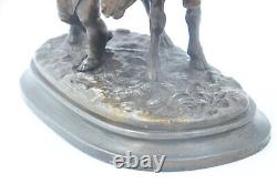 Ancienne statue sculpture L'enfant et la brebis en régule non signée 19° vintage