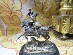 Ancienne statue sculpture bronze XIXe chasseur ou cavalier ecossais chargeant