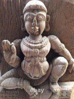 Ancienne statue sculpture char temple dieu hindou en bois sculpté à la main