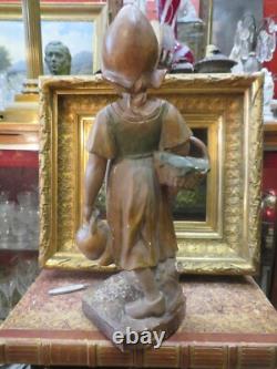 Ancienne statue sculpture en platre la petite laitiere epoque 1900 fillette