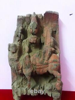 Ancienne statue sculpture murale panneau bois temple hindou Narasimha Swamy L