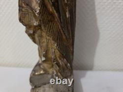Ancienne statut en bois doré représentant la vierge à l'enfant XVIIe ou avant