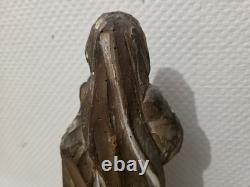 Ancienne statut en bois doré représentant la vierge à l'enfant XVIIe ou avant
