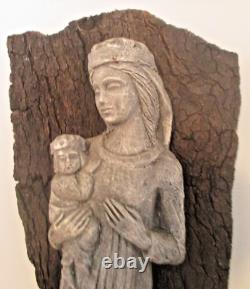 Ancienne unique Sculpture Vierge A L'enfant en pierre fixée sur liège marron