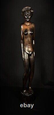 Ancienne vintage grande sculpture Malgache en bois de Palissandre fait main