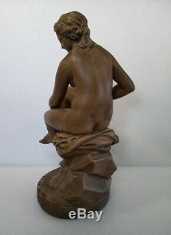BAIGNEUSE ASSISE Ancienne statue 50 cm en terre cuite d'après FALCONET sculpture