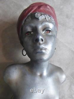 BEAU BUSTE ancien en régule. Signée Emmanuel Villanis