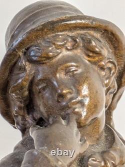 Belle statuette ancienne régule patine bronze. Epoque fin XIX eme siecle