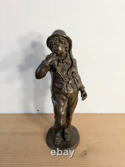 Belle statuette ancienne régule patine bronze. Epoque fin XIX eme siecle